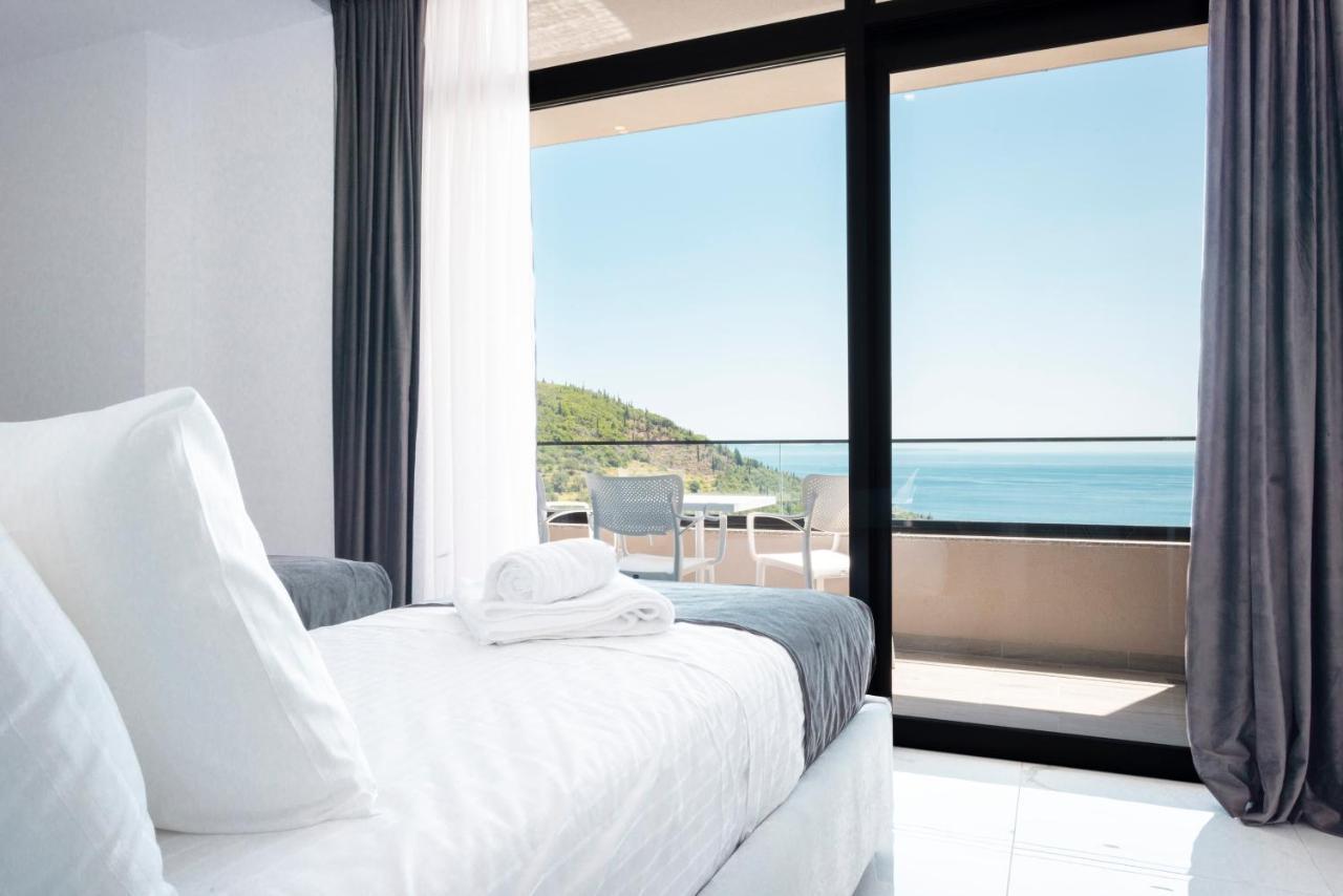 Wait 'N Sea Hotell Himare Eksteriør bilde