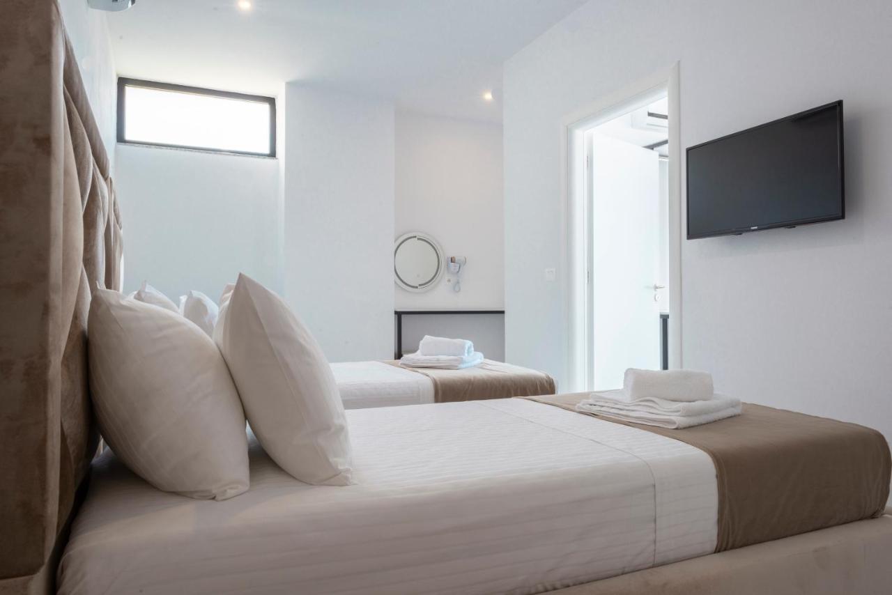 Wait 'N Sea Hotell Himare Eksteriør bilde
