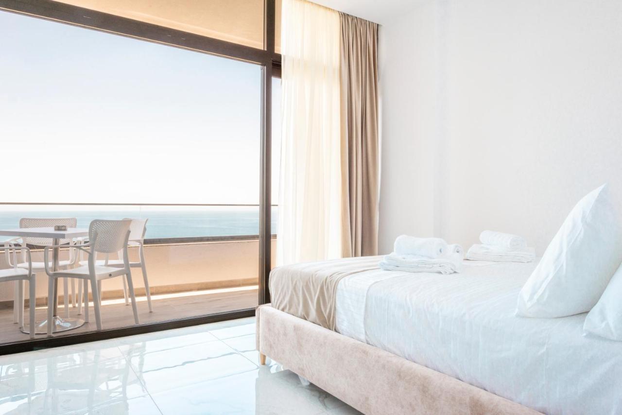 Wait 'N Sea Hotell Himare Eksteriør bilde